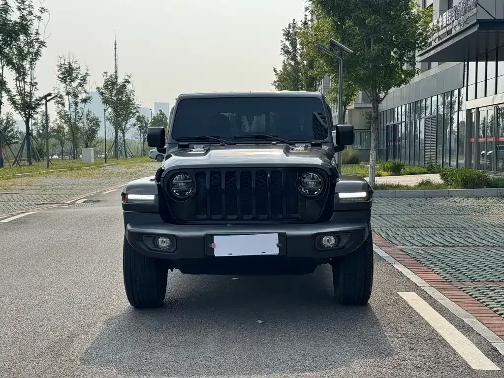 Jeep Gladiator — фото 9