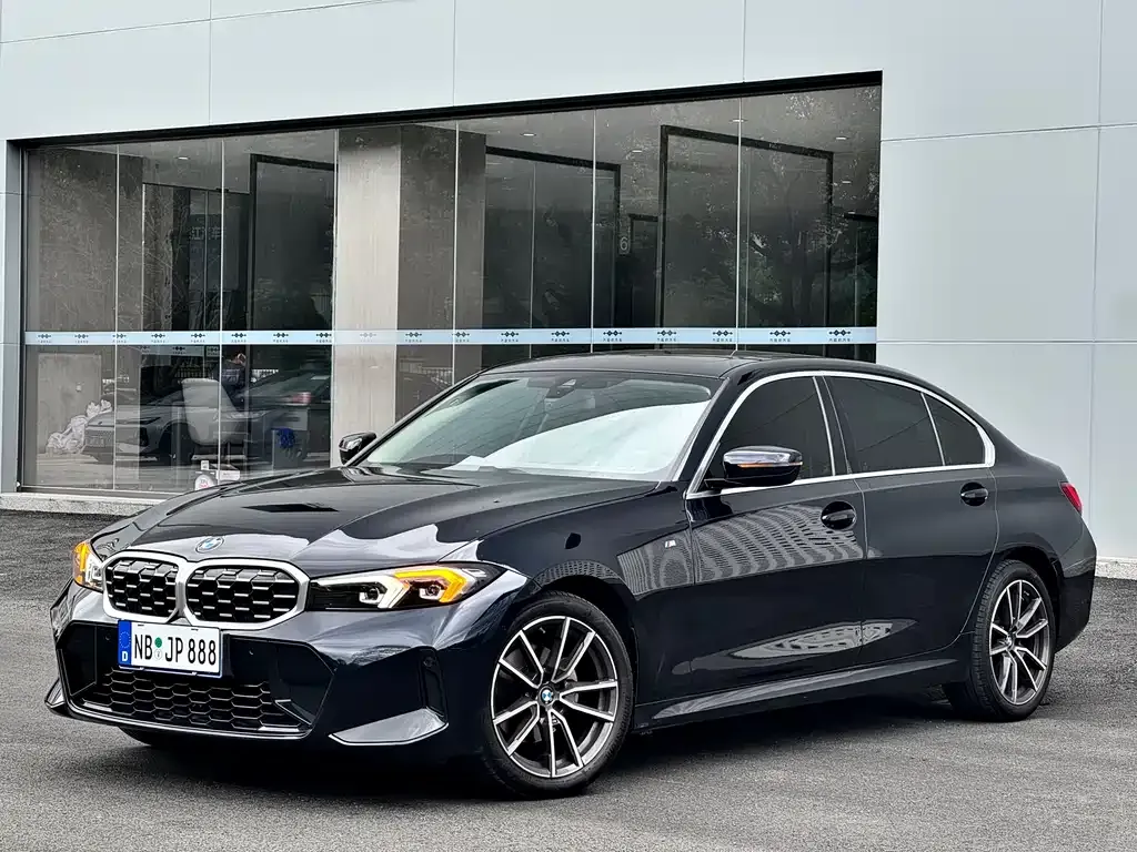 BMW 3 Series — фото 1