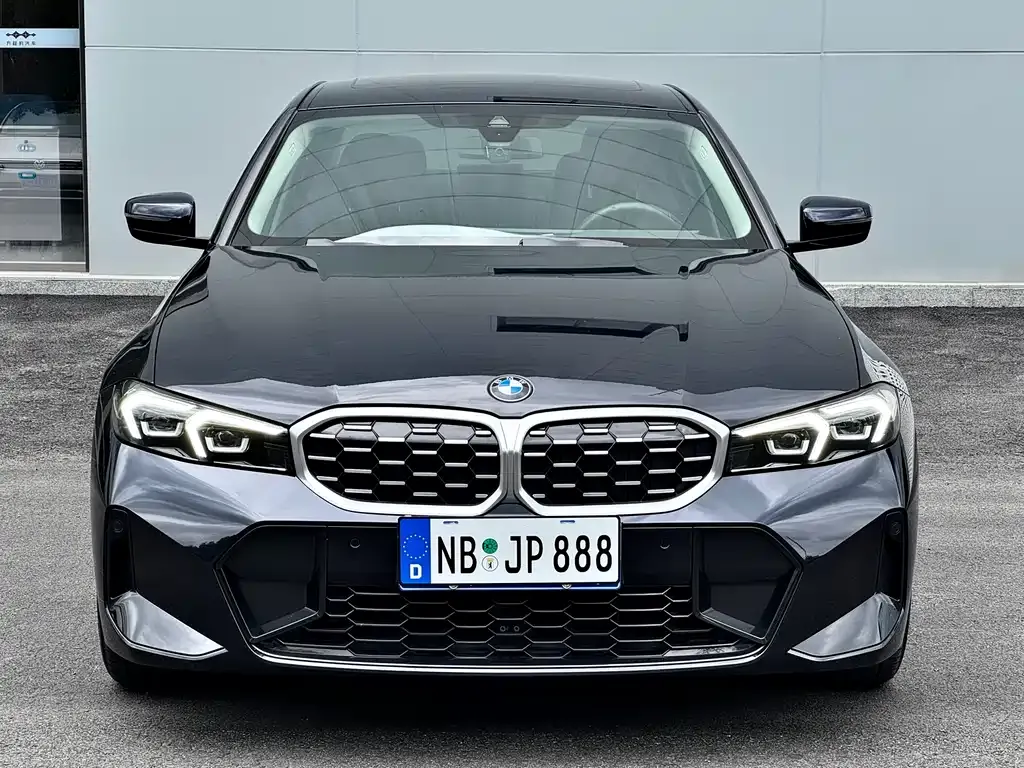 BMW 3 Series — фото 7