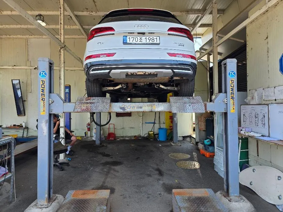Audi Q5 2022 из KR, фото 2