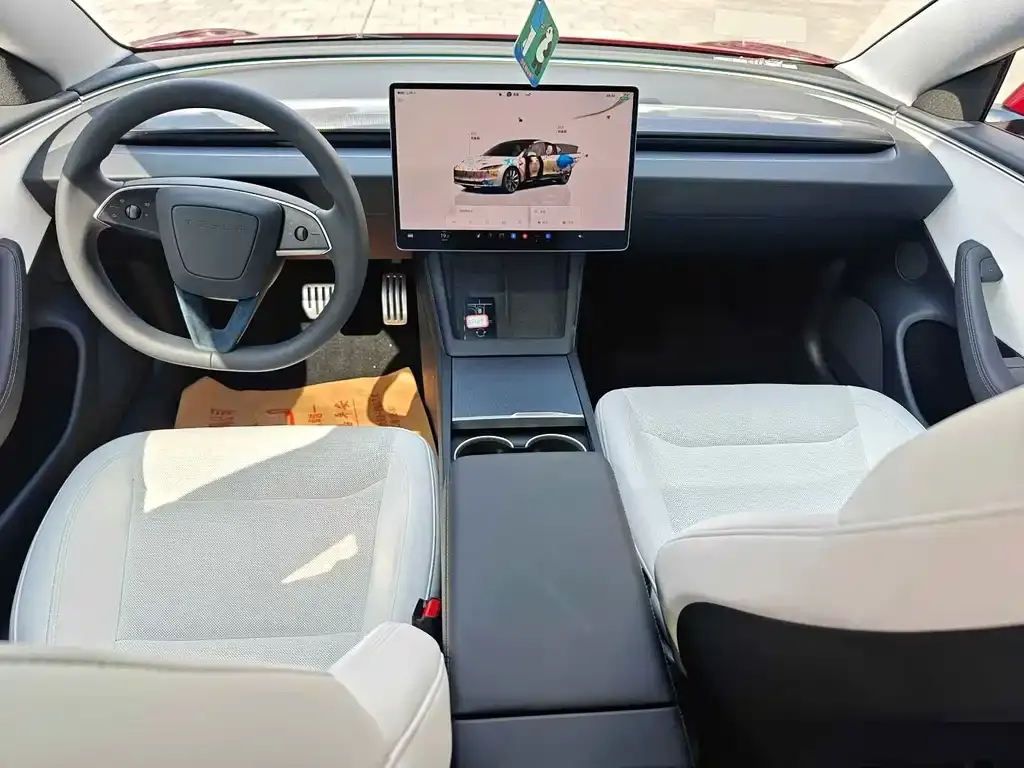 Tesla Model 3 — фото 6