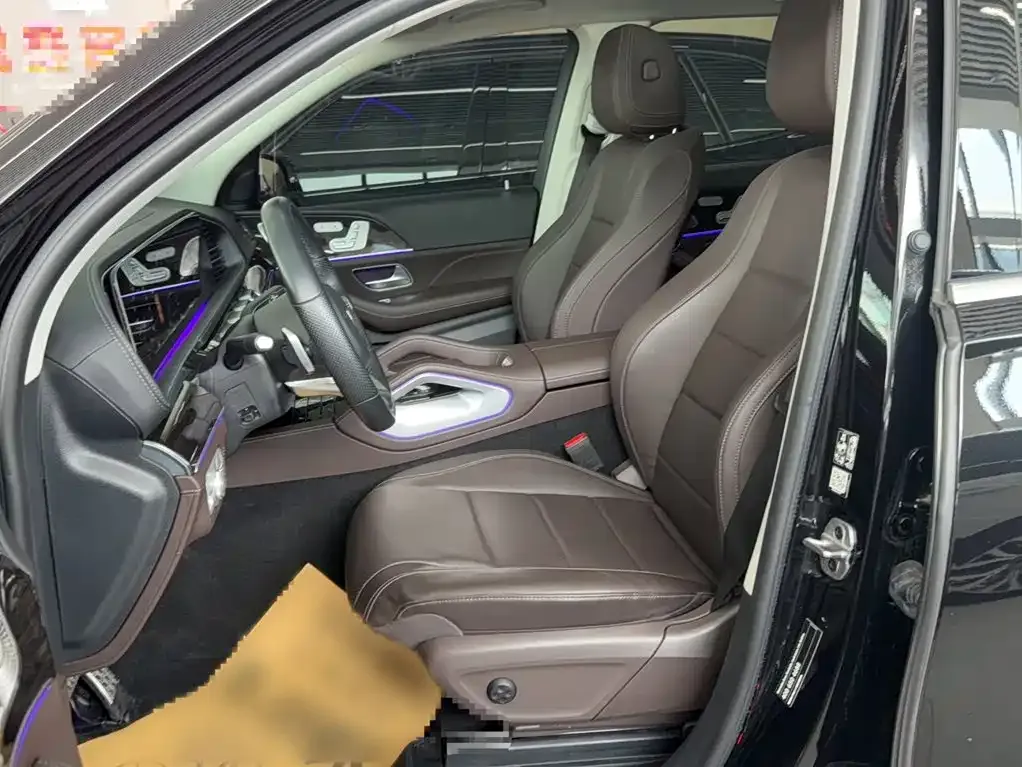 Mercedes-Benz GLS — фото 10