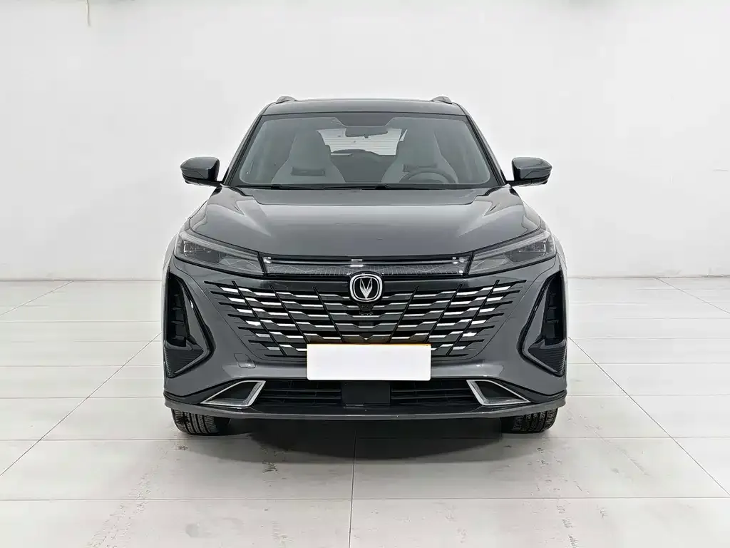 Changan CS75PLUS — фото 6