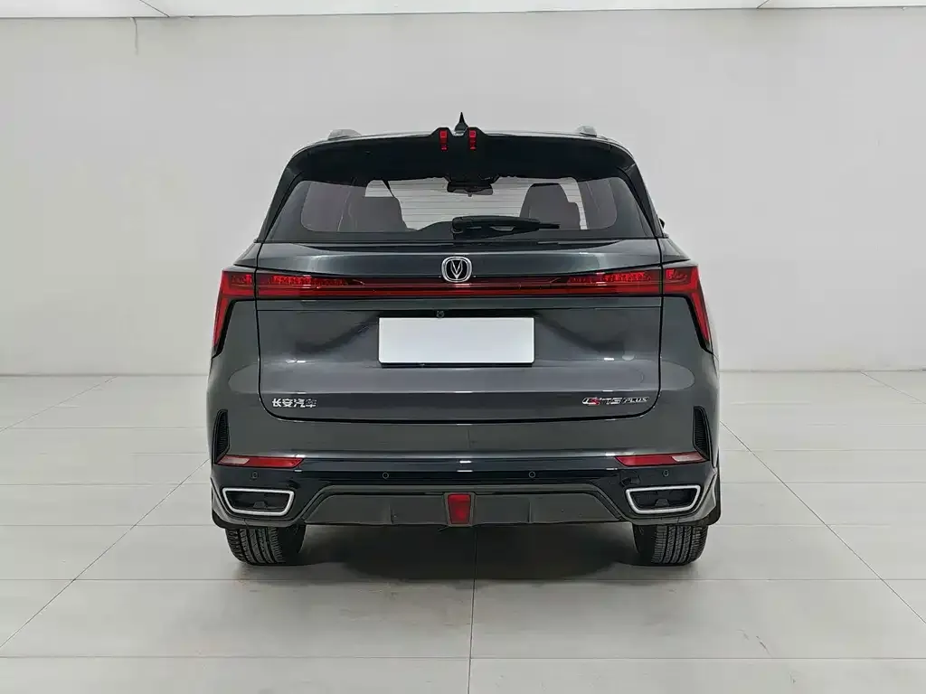 Changan CS75PLUS — фото 3