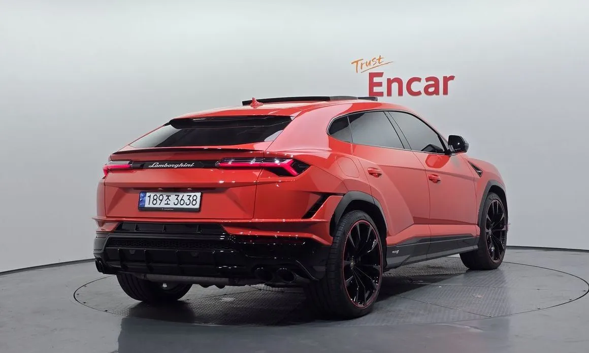 Lamborghini Urus 2023 из KR, фото 4