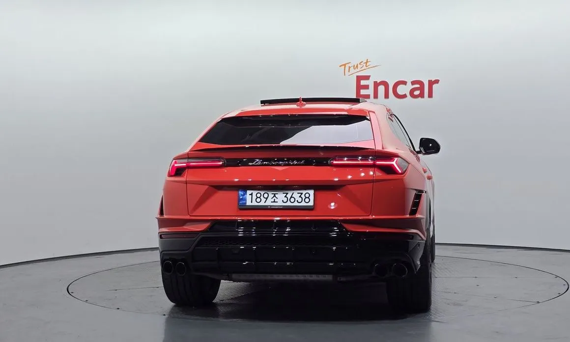 Lamborghini Urus 2023 из KR, фото 2
