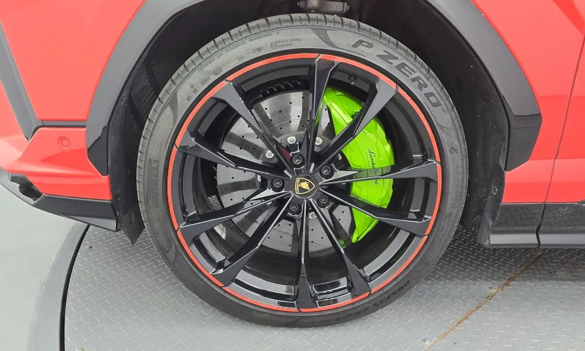 Lamborghini Urus 2023 из KR, фото 7