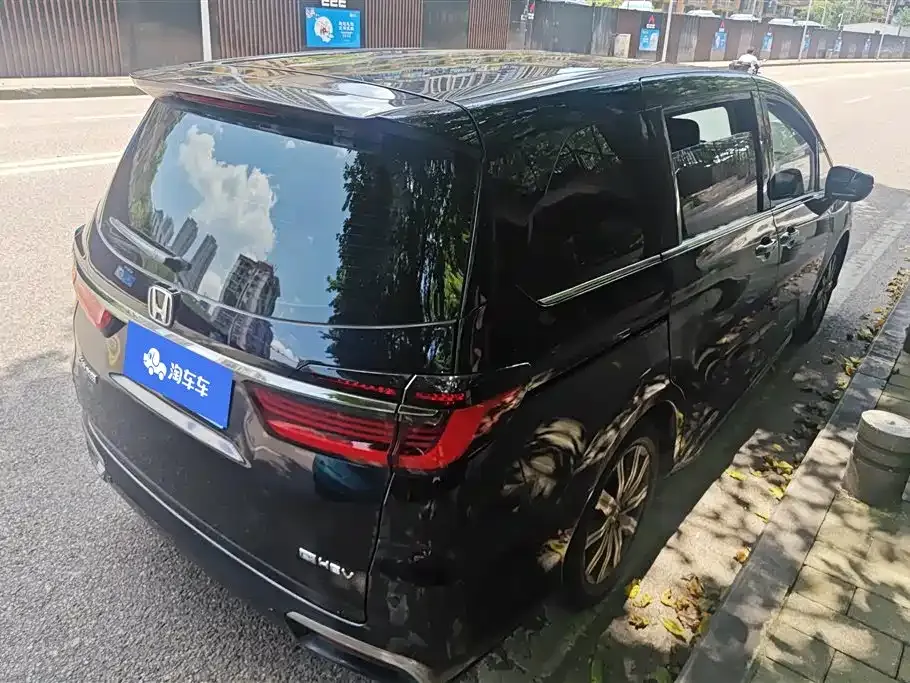 Honda Odyssey — фото 10