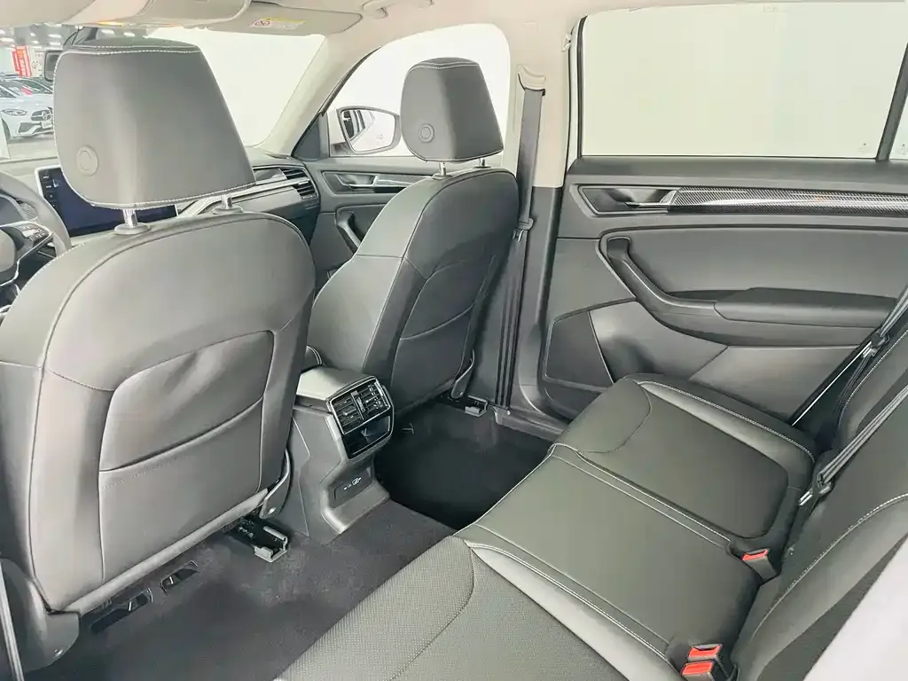 Skoda Kodiaq 2024 из CN, фото 5