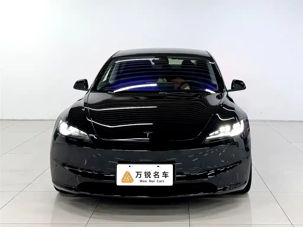 Tesla Model 3 — фото 2