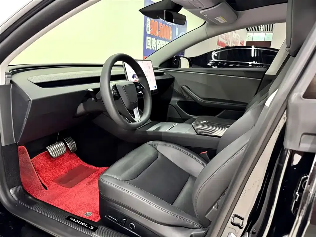 Tesla Model 3 — фото 4