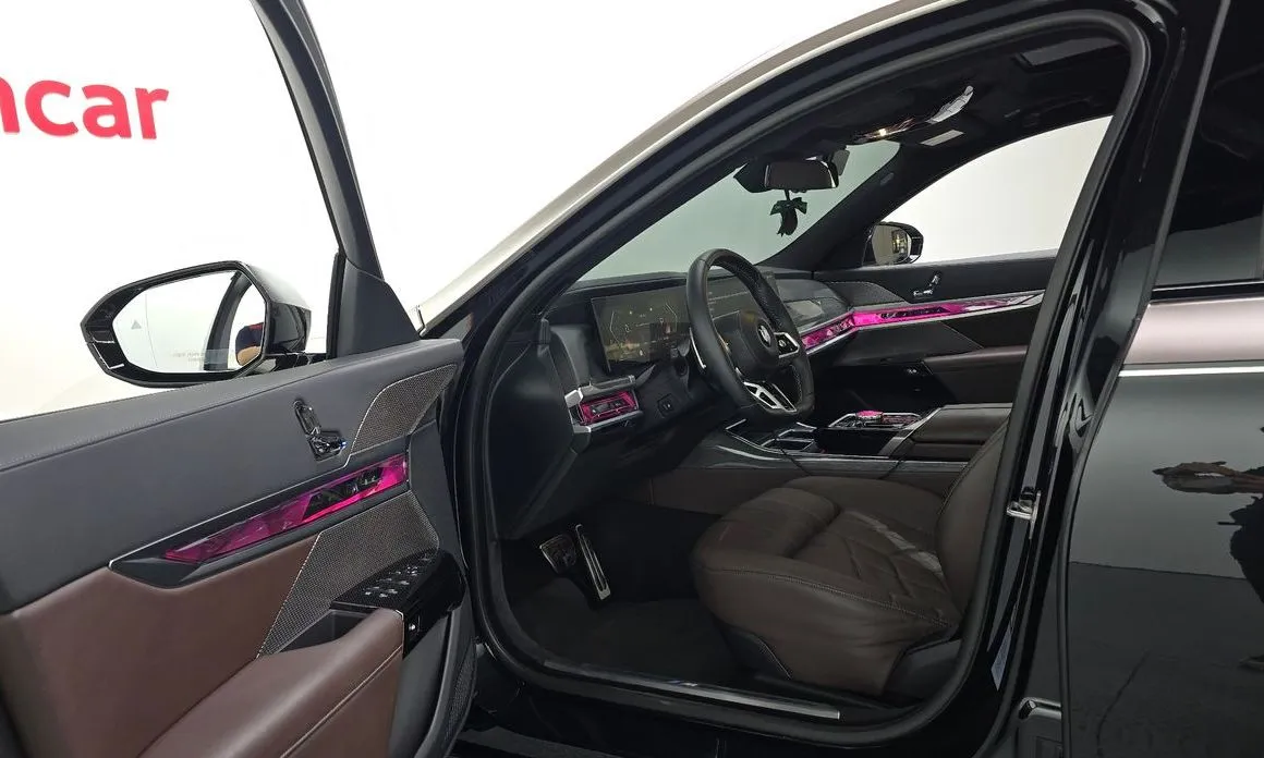 BMW 7-Series 2023 из KR, фото 5