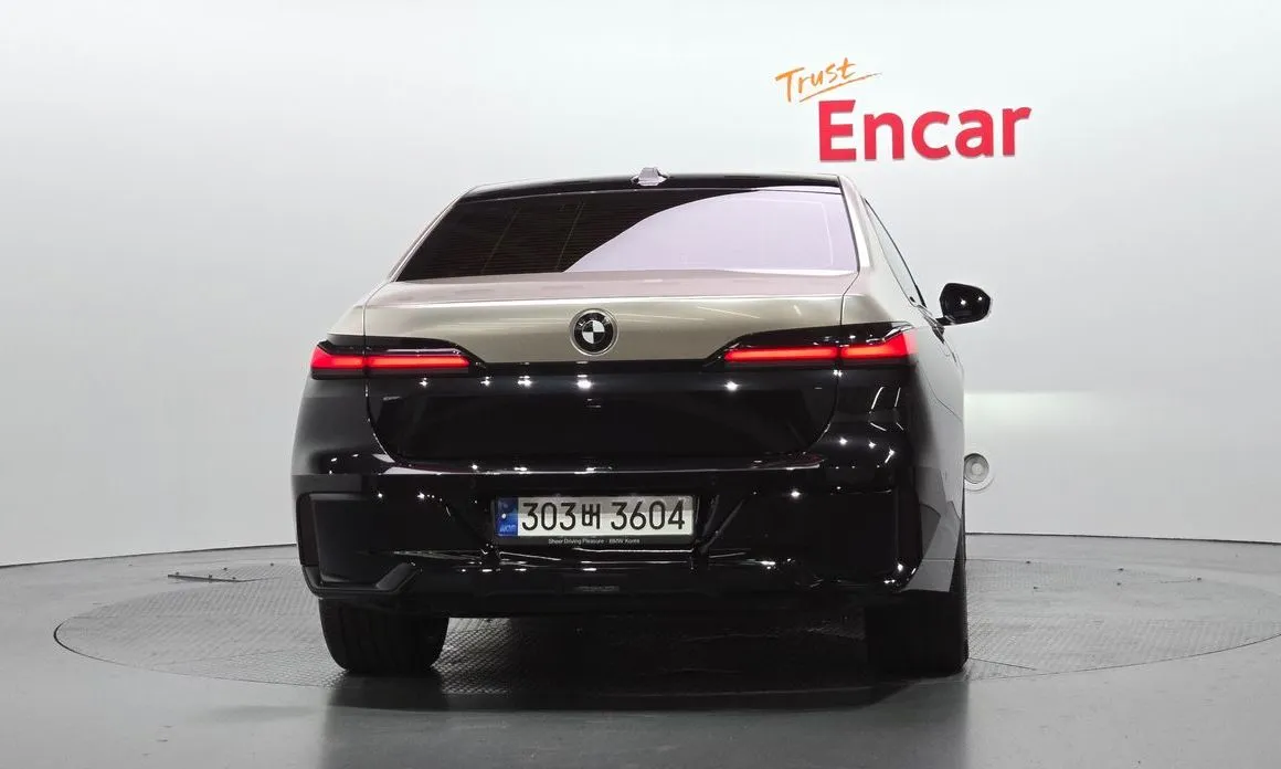 BMW 7-Series 2023 из KR, фото 7