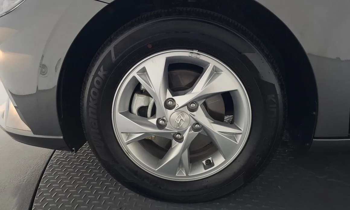 Hyundai AVANTE — фото 10