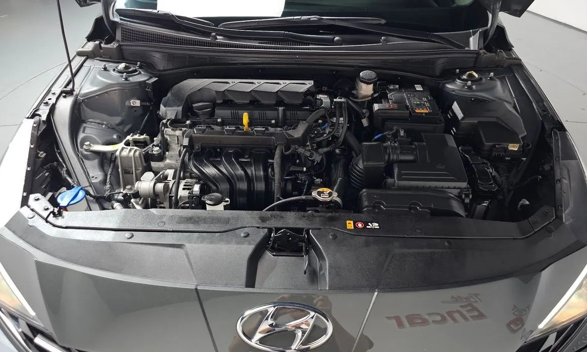 Hyundai AVANTE — фото 5
