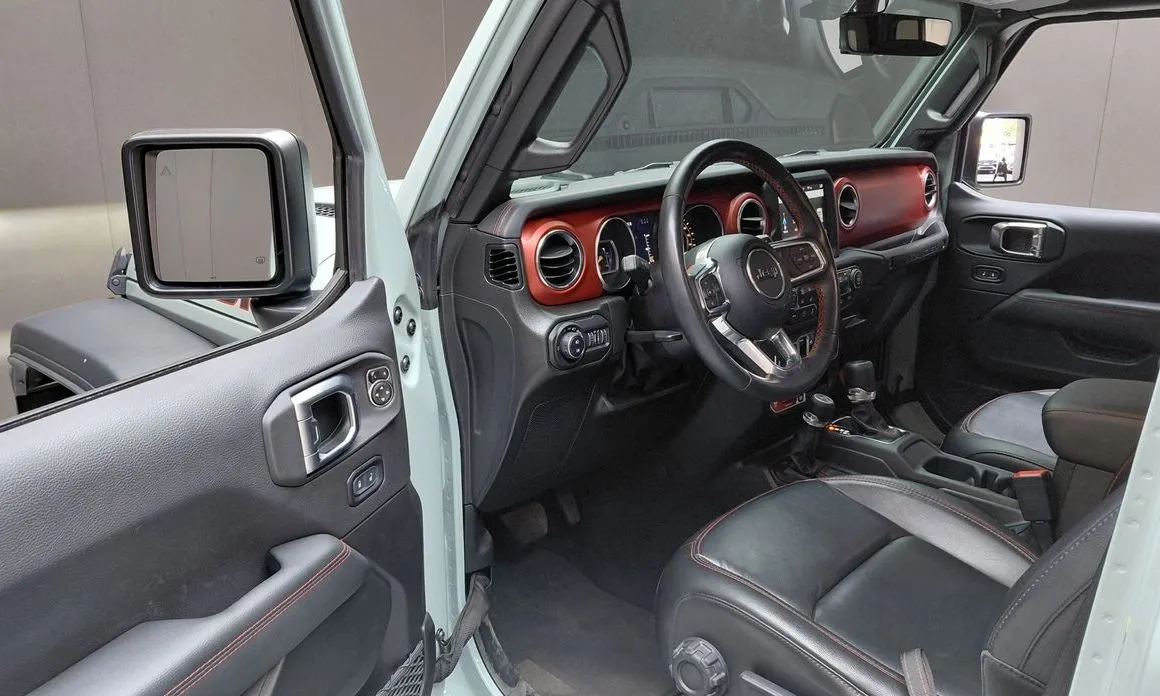 Jeep Wrangler 2023 из KR, фото 4