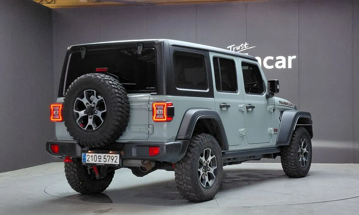 Jeep Wrangler 2023 из KR, фото 9