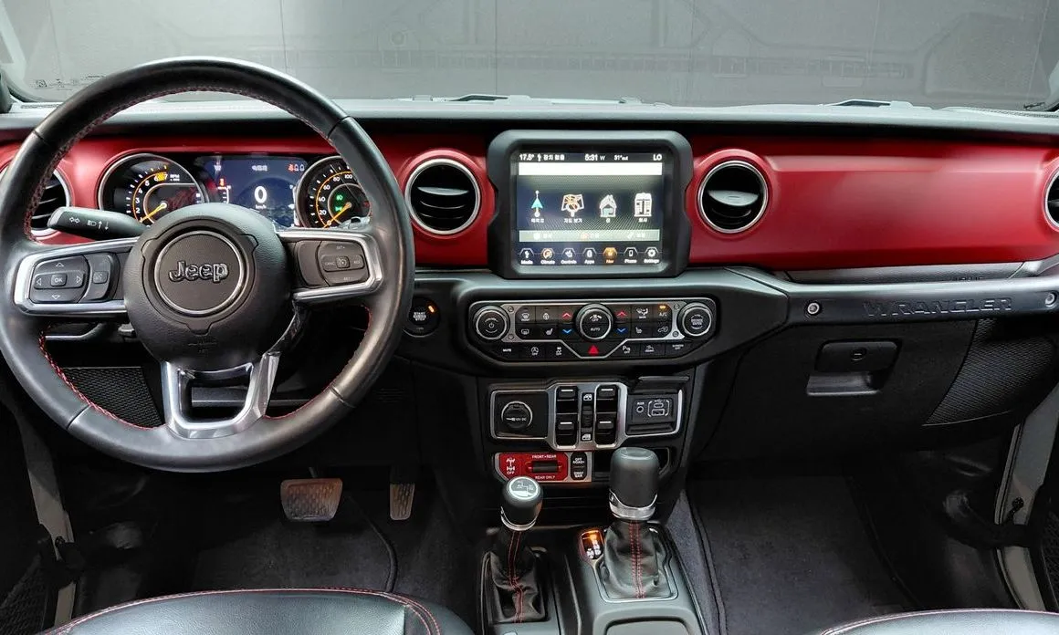 Jeep Wrangler 2023 из KR, фото 5