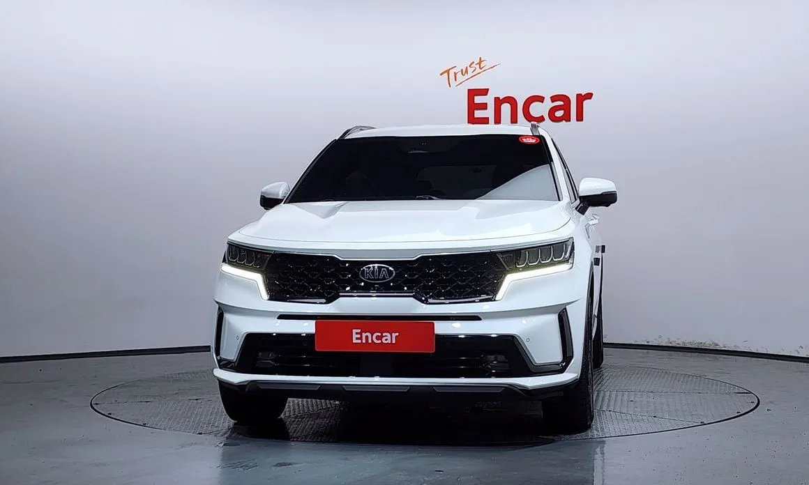 Kia Sorento — фото 8