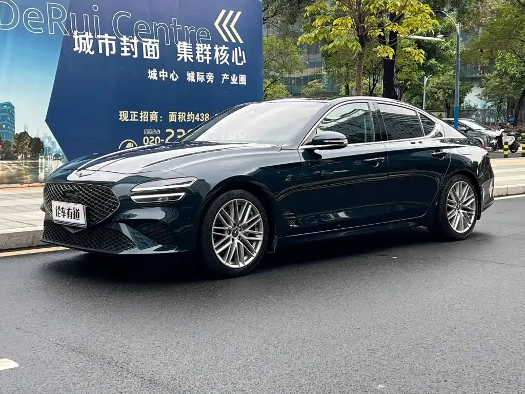 Genesis G70 — фото 1