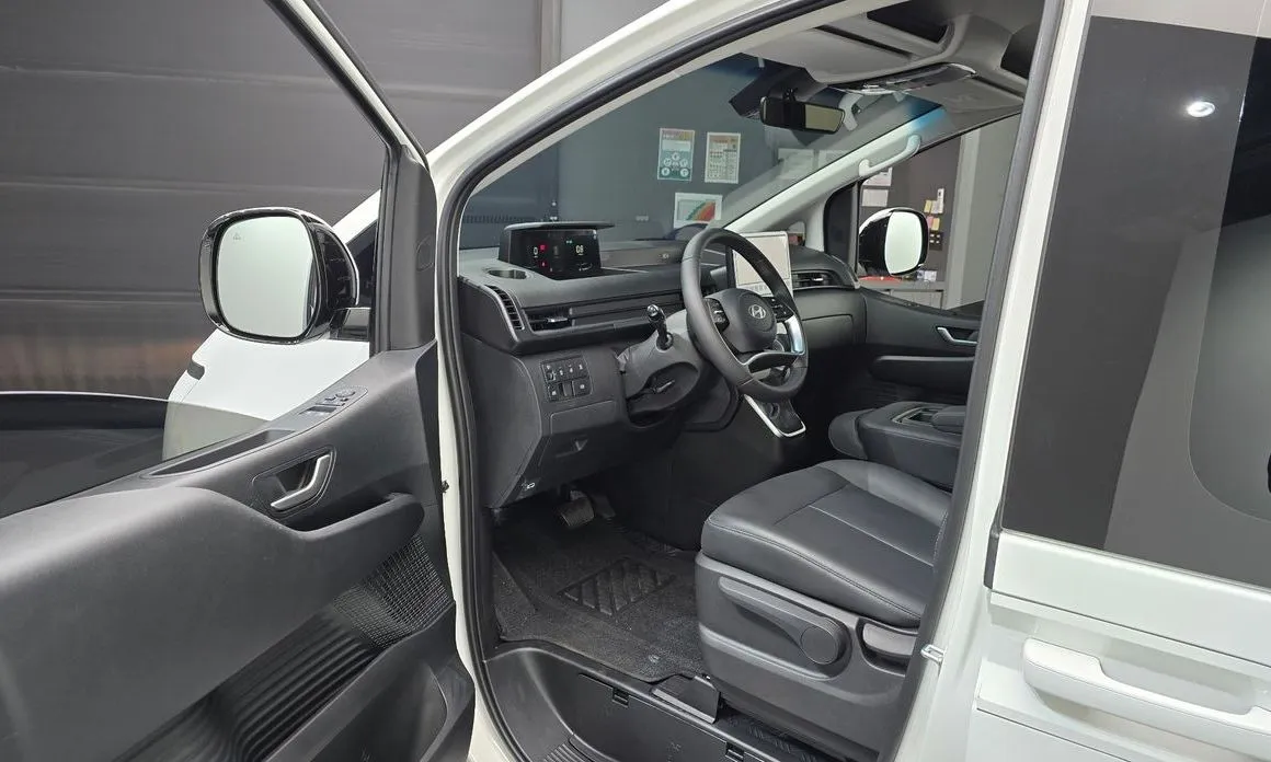 Hyundai Staria 2025 из KR, фото 10