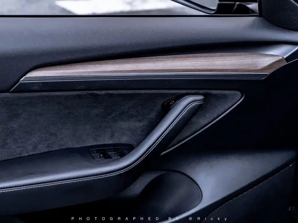 Tesla Model 3 — фото 9
