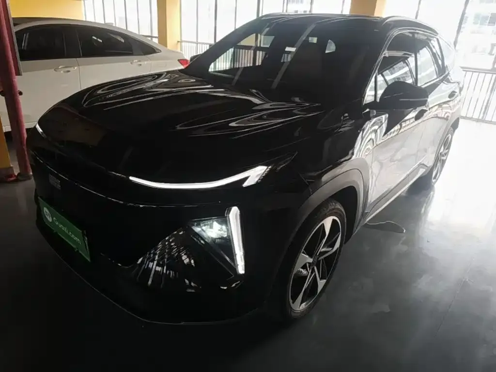 Geely Galaxy L7