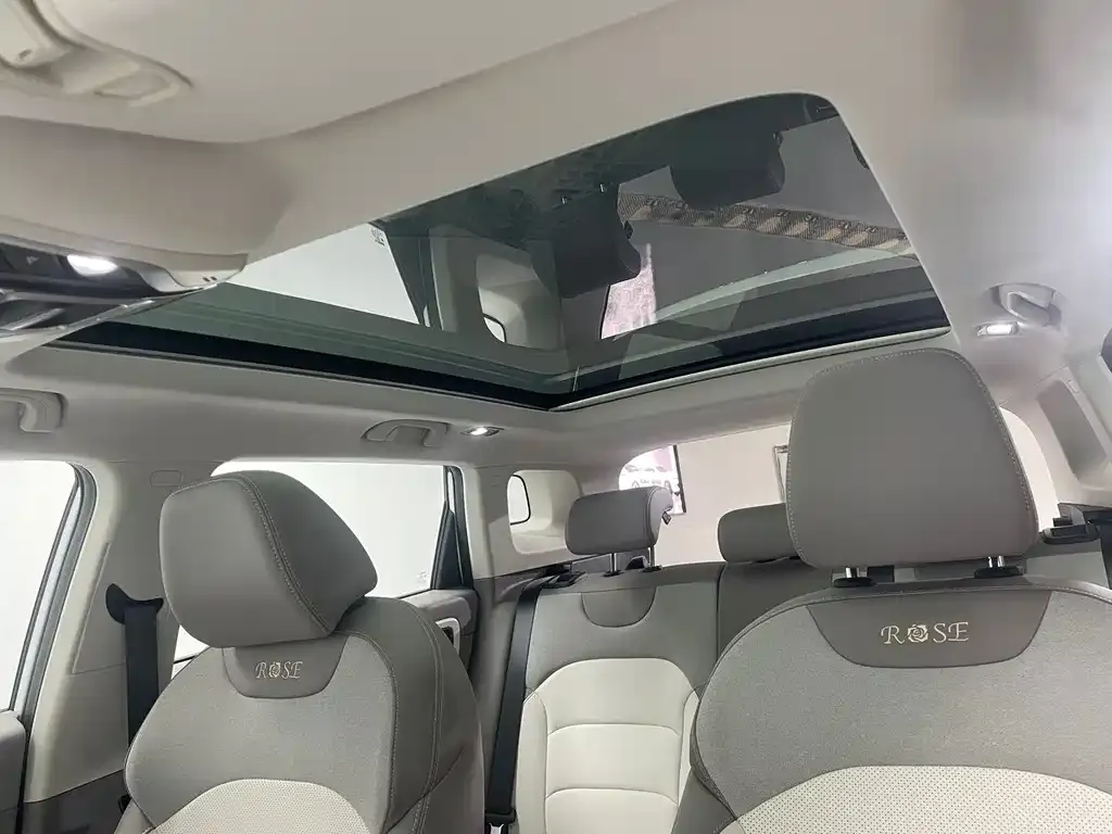 Geely Icon — фото 10