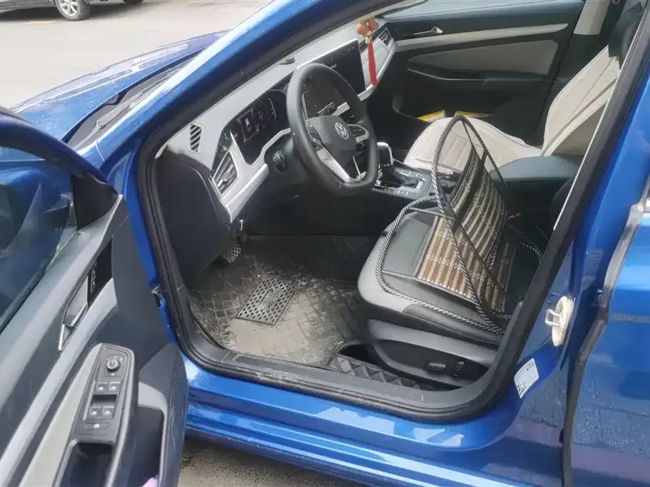 Volkswagen Bora 2023 из CN, фото 6