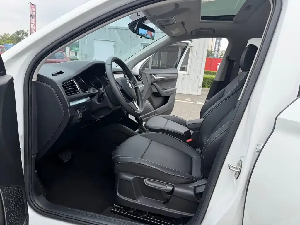 Skoda Kamiq — фото 3