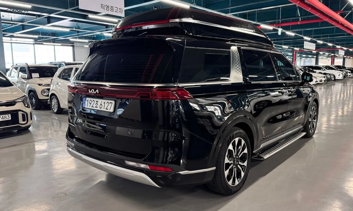 Kia Carnival — фото 10