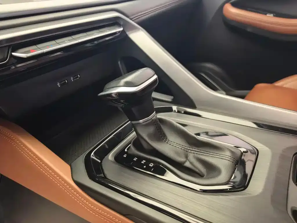 Geely Vision X6 — фото 5