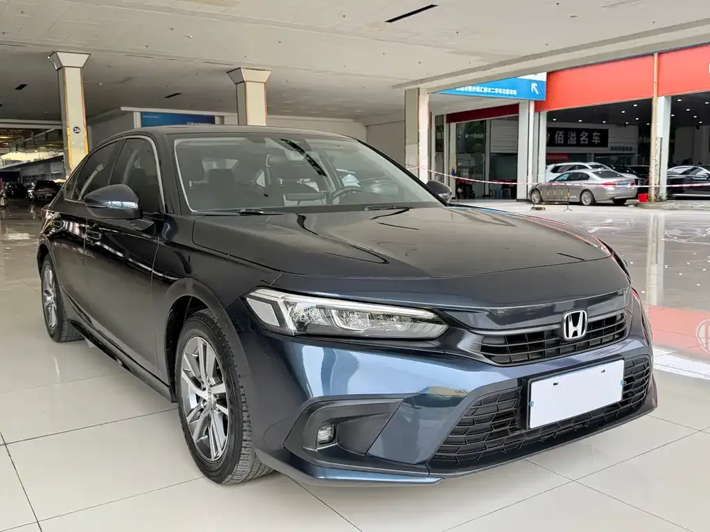 Honda Civic — фото 8