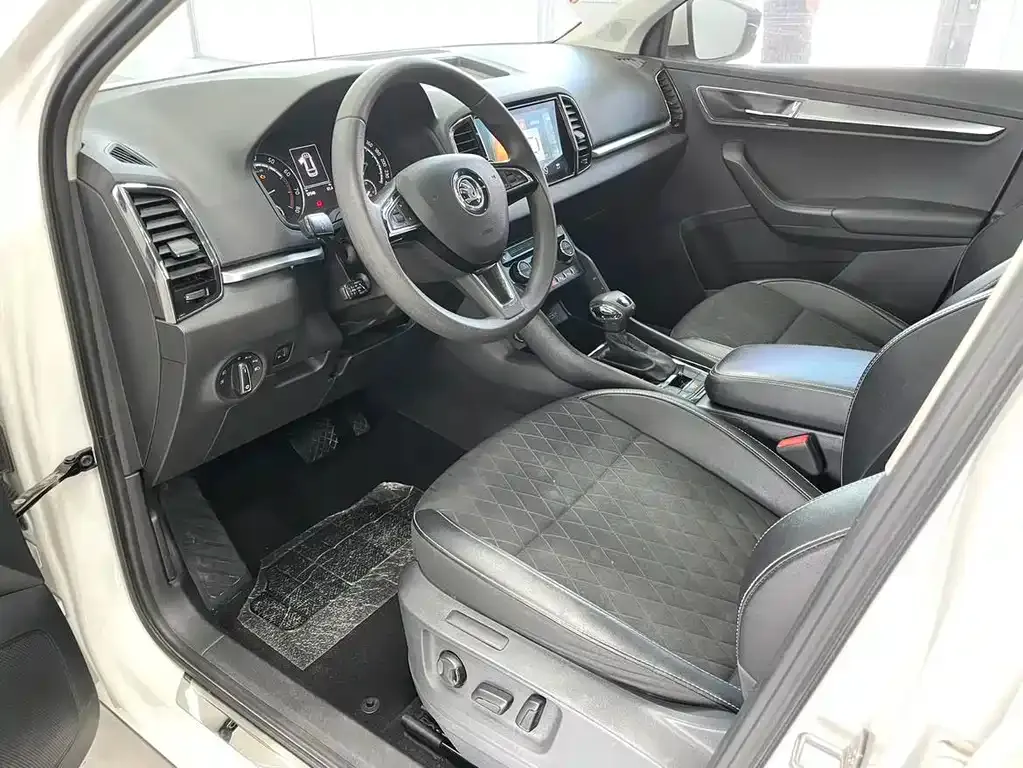 Skoda Karoq 2021 из CN, фото 7