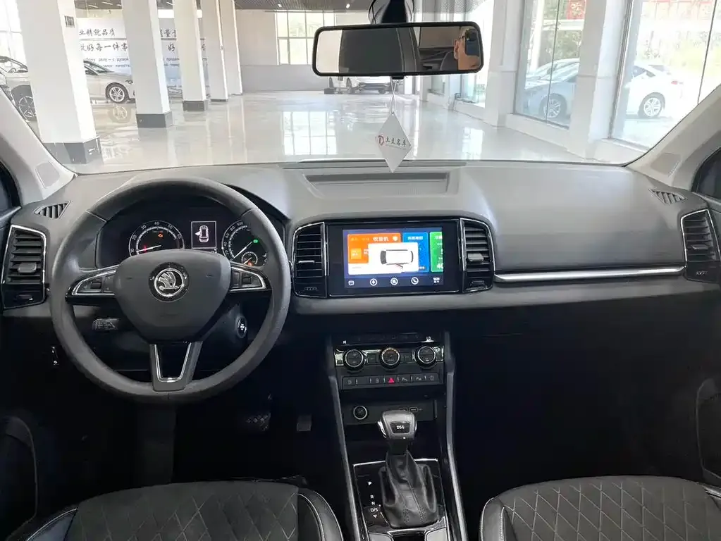Skoda Karoq 2021 из CN, фото 4
