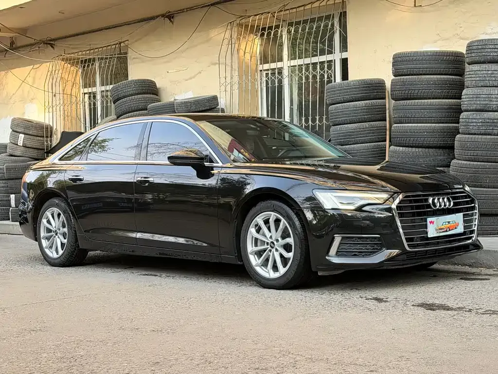 Audi A6L — фото 10