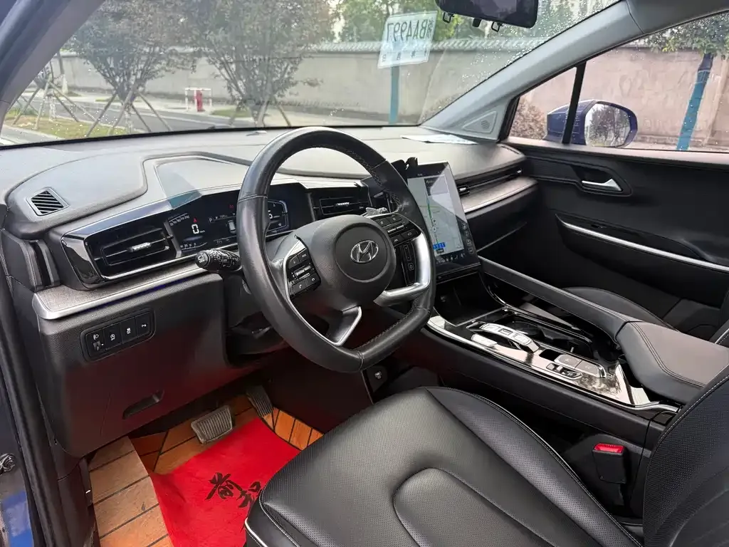 Hyundai Custo — фото 7