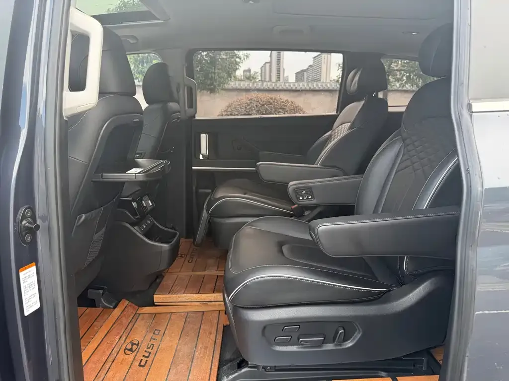 Hyundai Custo — фото 4