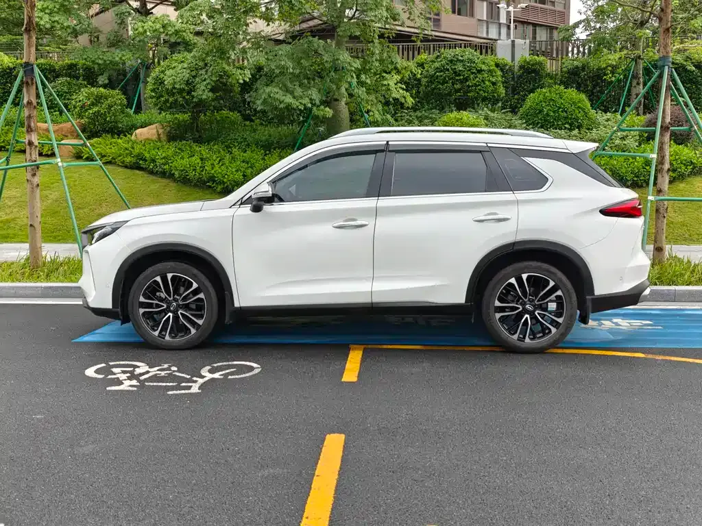 GAC Motor GS4 Plus — фото 6