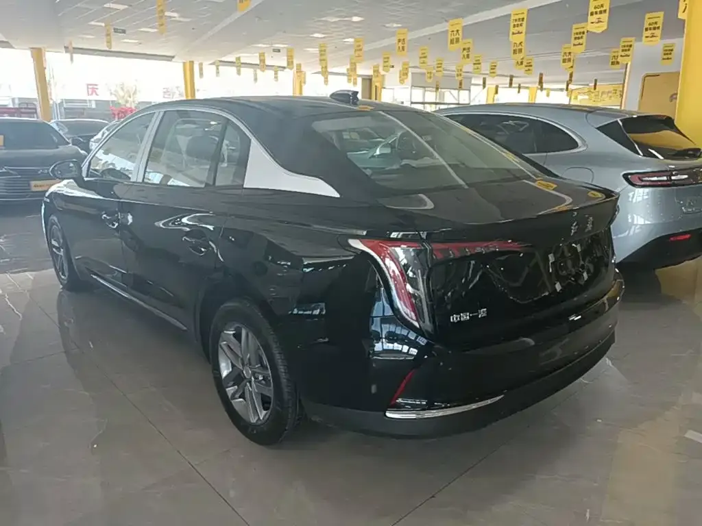 Hongqi E-QM5 — фото 9