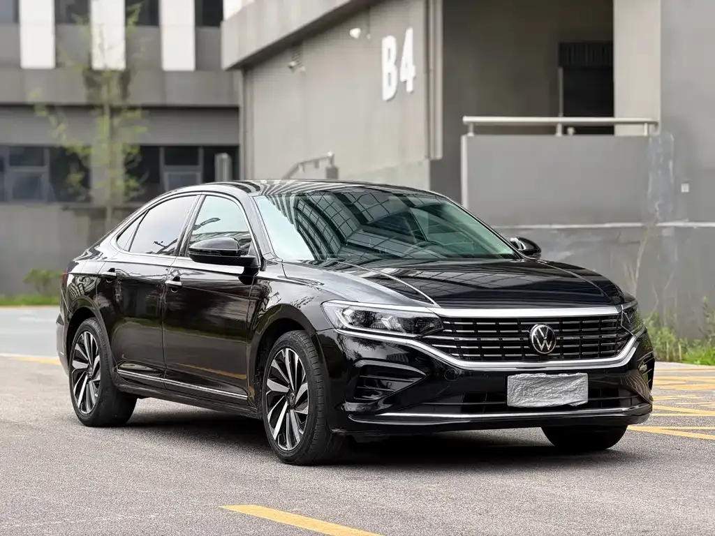 Volkswagen Passat — фото 8