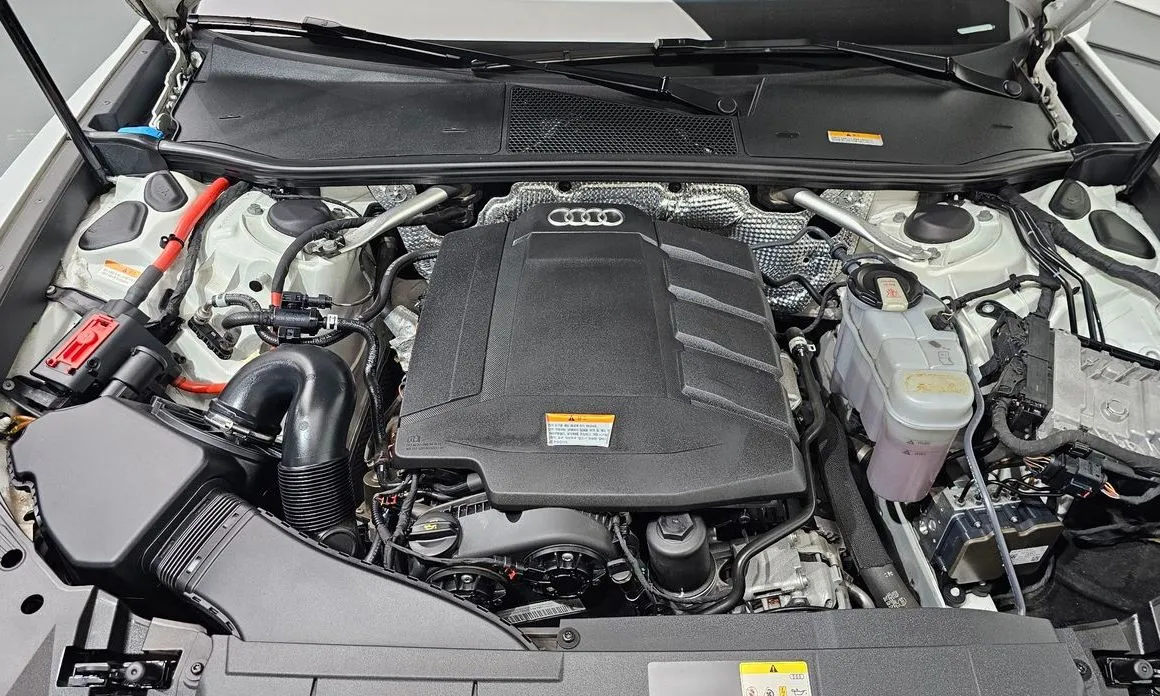 Audi A6 2021 из KR, фото 10