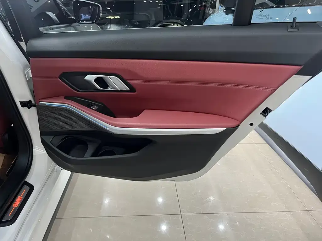 BMW i3 — фото 7