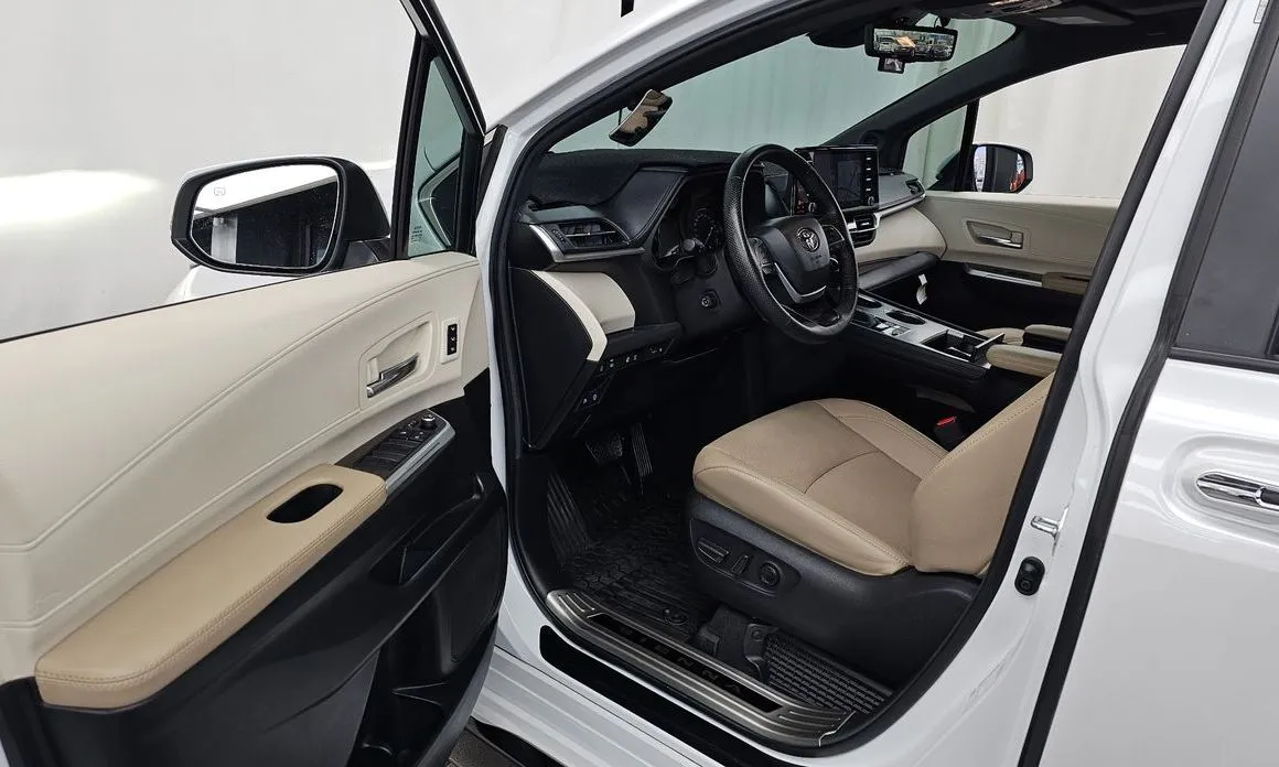 Toyota Sienna 2024 из KR, фото 10