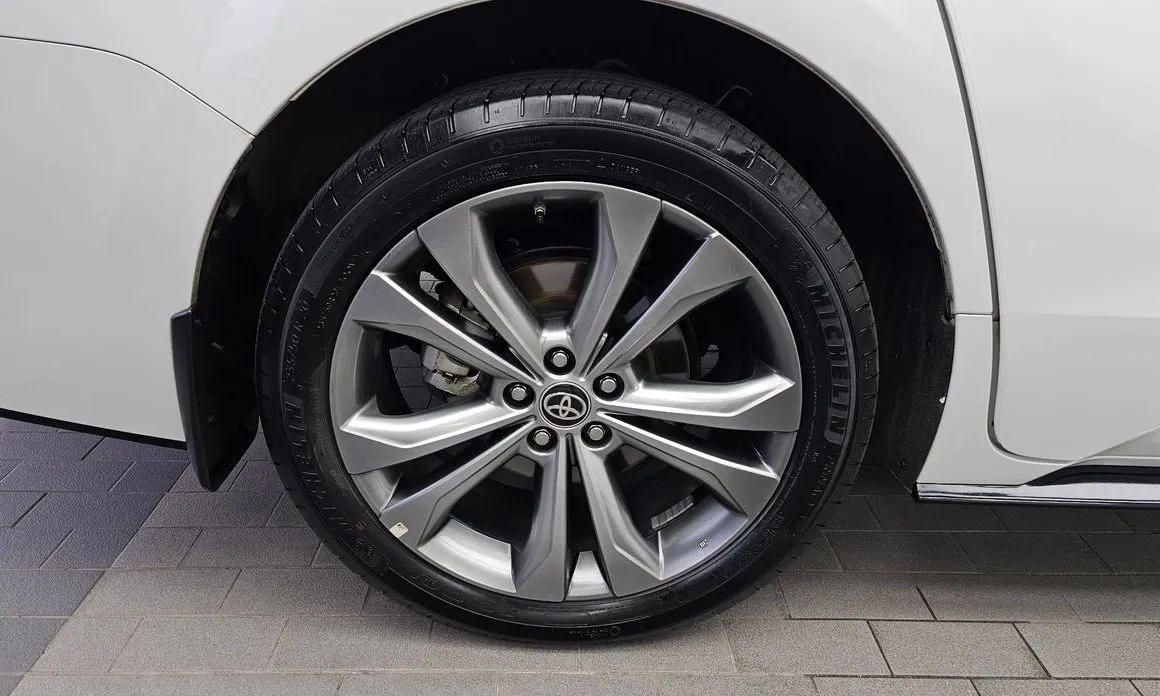 Toyota Sienna 2024 из KR, фото 9