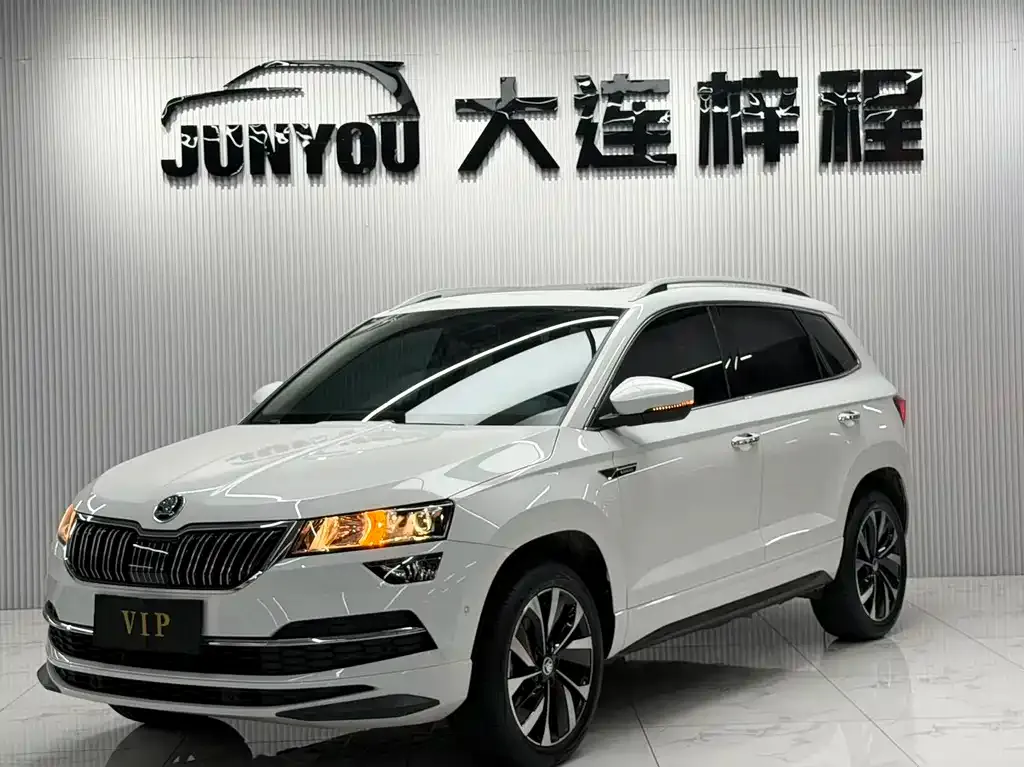 Skoda Karoq — фото 1