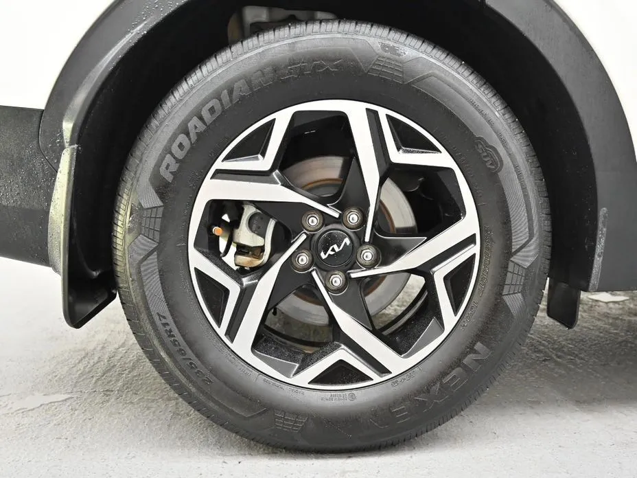 Kia Sportage — фото 9
