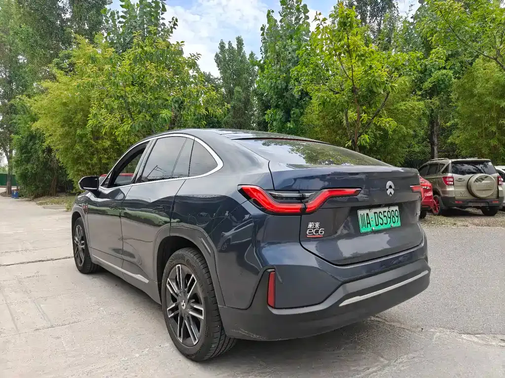 NIO EC6 — фото 10