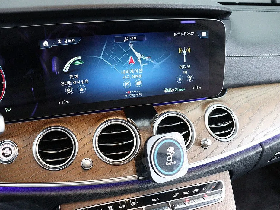 Mercedes-Benz E-Class — фото 10