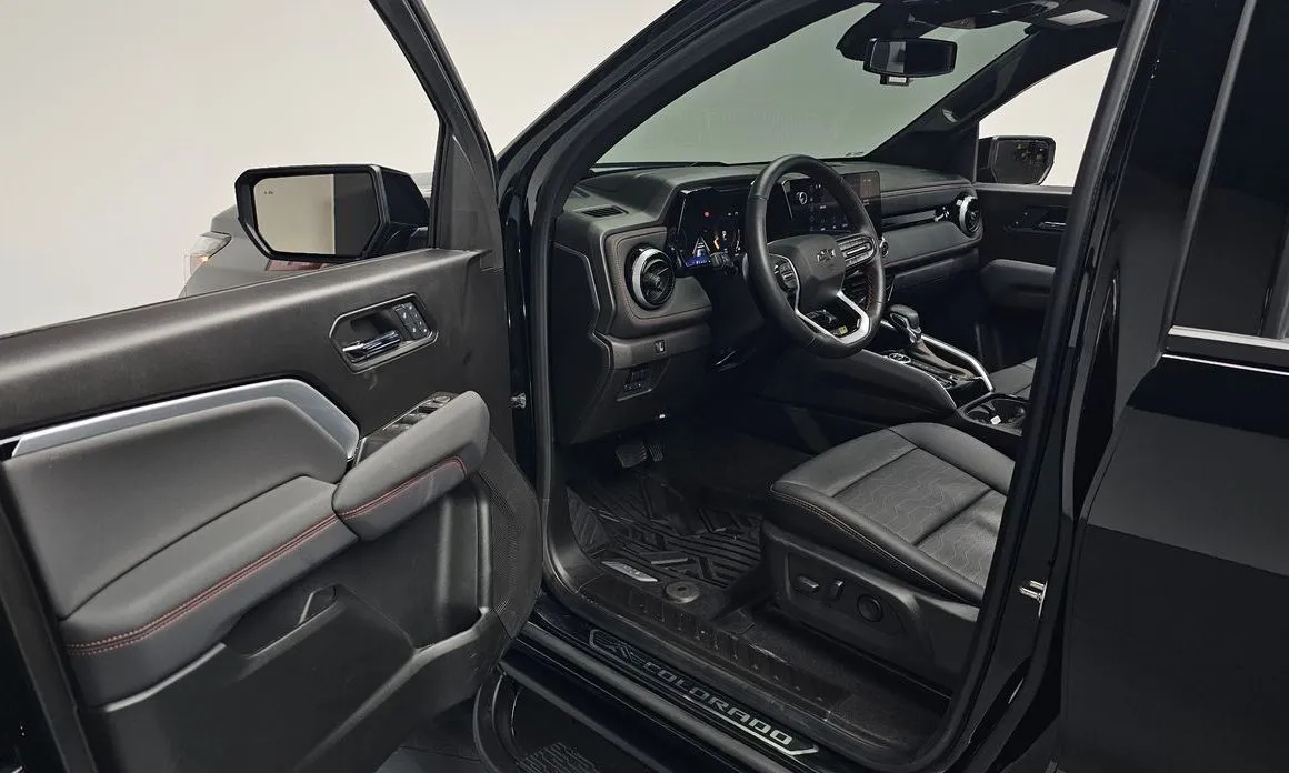 Chevrolet (GM Daewoo) Colorado 2024 из KR, фото 8